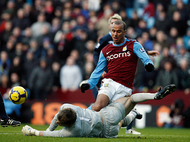 在休赛期与 在休赛期与